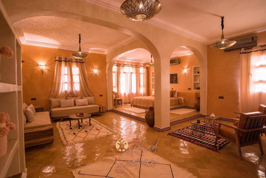 Riad Serai メルズーガ エクステリア 写真